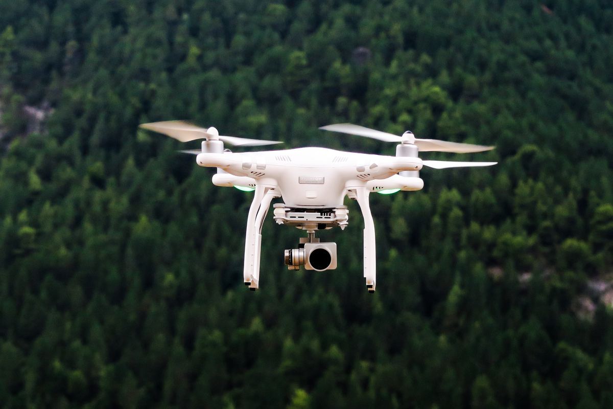 jason-blackeye-137278-unsplash drone insurance